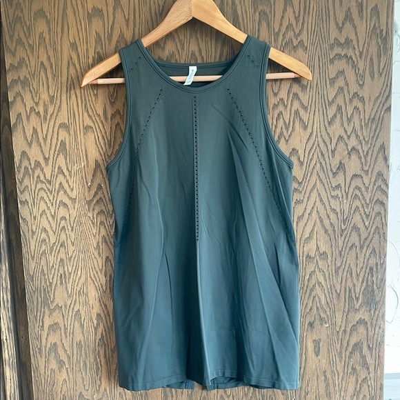 Athleta Army Green Foothill Split Back Tank Top M - Picture 2 of 8